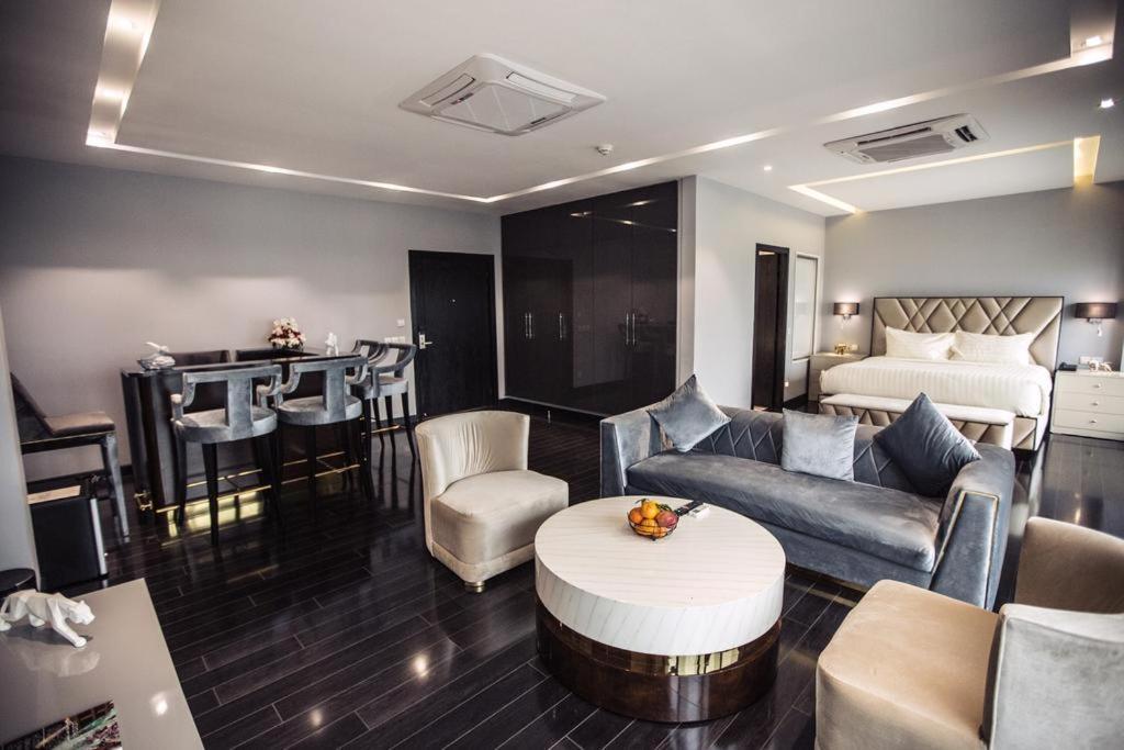 Grand Ittehad Boutique Hotel Лахор Экстерьер фото